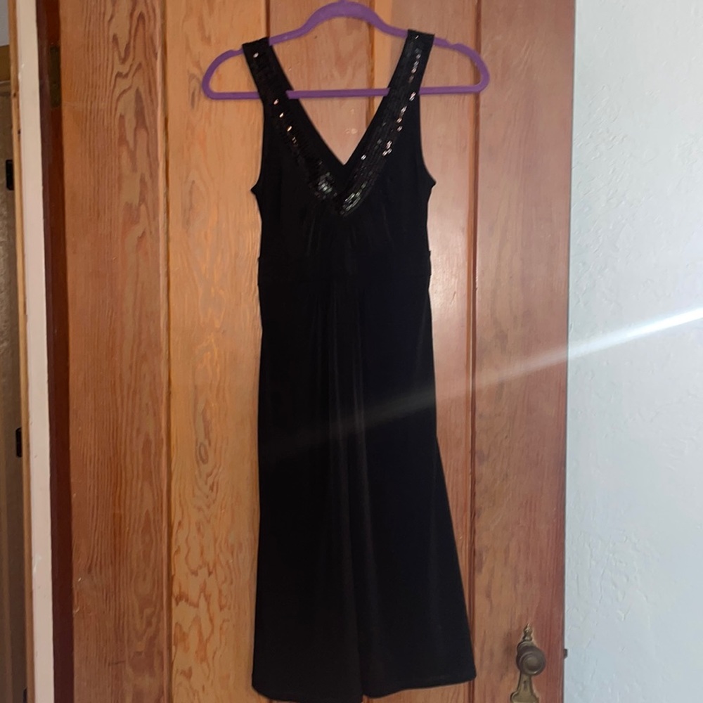 Michael Kors black below the knee dress sz small with sequins